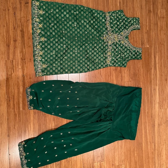 Women’s Indian Kurta Set - Picture 1 of 1